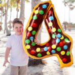 Balon din Folie Metalizata Embo, Figurina Cifra, Imprimeu Gogosi, Tema Aniversare 100 cm, Ambalaj Individual, Pai inclus, Umflare cu Aer sau Heliu, Multicolor, Cifra 4 - imagine 6