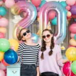 Balon din Folie Metalizata Embo, Figurina Cifra Gradient, Tema Aniversare 40 cm, Ambalaj Individual, Pai inclus, Umflare cu Aer sau Heliu, Multicolor, Cifra 2 - imagine 3