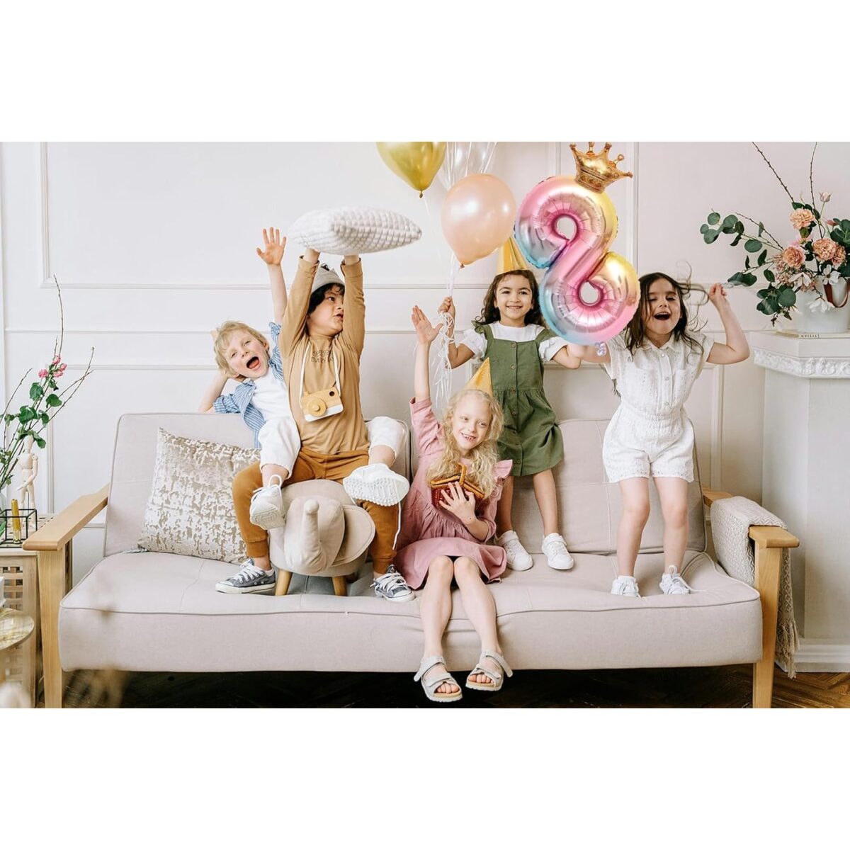 Balon din Folie Metalizata, Embo, Figurina Cifra Gradient, Tema Aniversare 80 cm, Ambalaj Individual, Pai inclus, Umflare cu Aer sau Heliu, Coronita, Cifra 8 - imagine 2