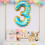 Balon din Folie Metalizata Embo, Figurina Cifra, Imprimeu Gogosi, Tema Aniversare 100 cm, Ambalaj Individual, Pai inclus, Umflare cu Aer sau Heliu, Multicolor, Cifra 3 - imagine 3