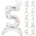 Balon din Folie Metalizata, Embo, Figurina Cifra, Model 5 cu Happy Birthday Scris, Tema Aniversare 81 cm, Ambalaj Individual, Pai Inclus, Umflare cu Aer sau Heliu, Alb