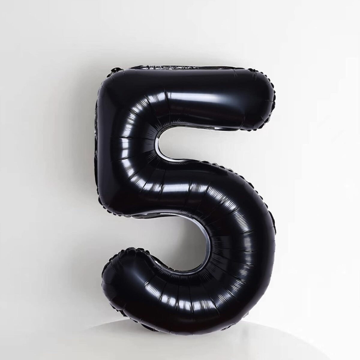 Balon din Folie Metalizata Embo, Figurina Cifra, Tema Aniversare 40 cm, Ambalaj Individual, Pai inclus, Umflare cu Aer sau Heliu, Negru, Cifra 5 - imagine 4