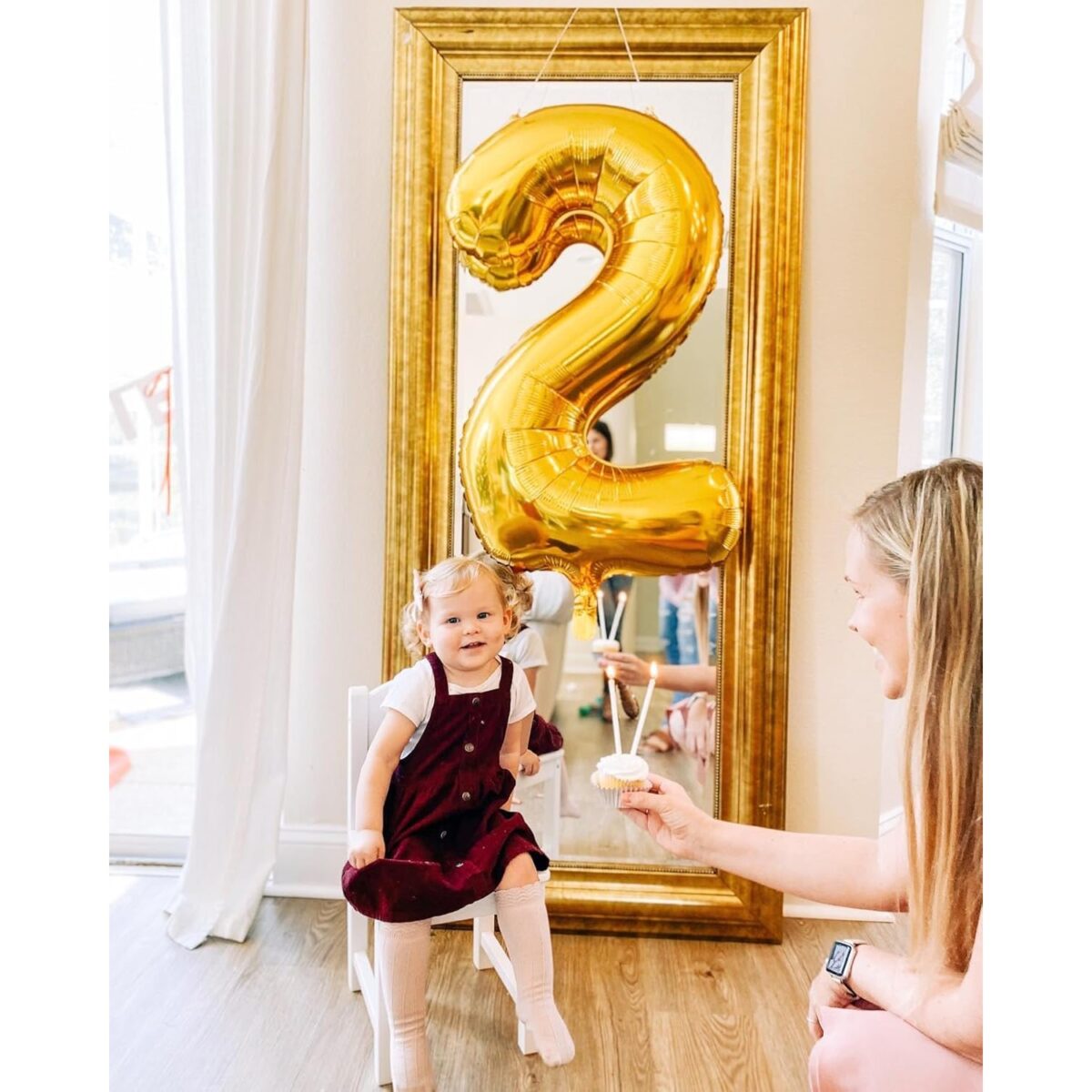 Balon din Folie Metalizata Embo, Figurina Cifra, Tema Aniversare 40 cm, Ambalaj Individual, Pai inclus, Umflare cu Aer sau Heliu, Auriu, Cifra 2 - imagine 7