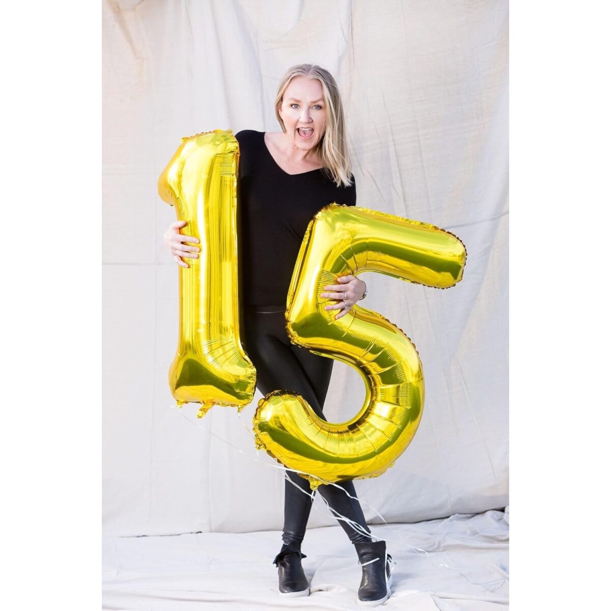 Balon din Folie Metalizata Embo, Figurina Cifra, Tema Aniversare 80 cm, Ambalaj Individual, Pai inclus, Umflare cu Aer sau Heliu, Auriu, Cifra 5 - imagine 5