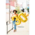 Balon din Folie Metalizata Embo, Figurina Cifra, Tema Aniversare 80 cm, Ambalaj Individual, Pai inclus, Umflare cu Aer sau Heliu, Auriu, Cifra 3 - imagine 4