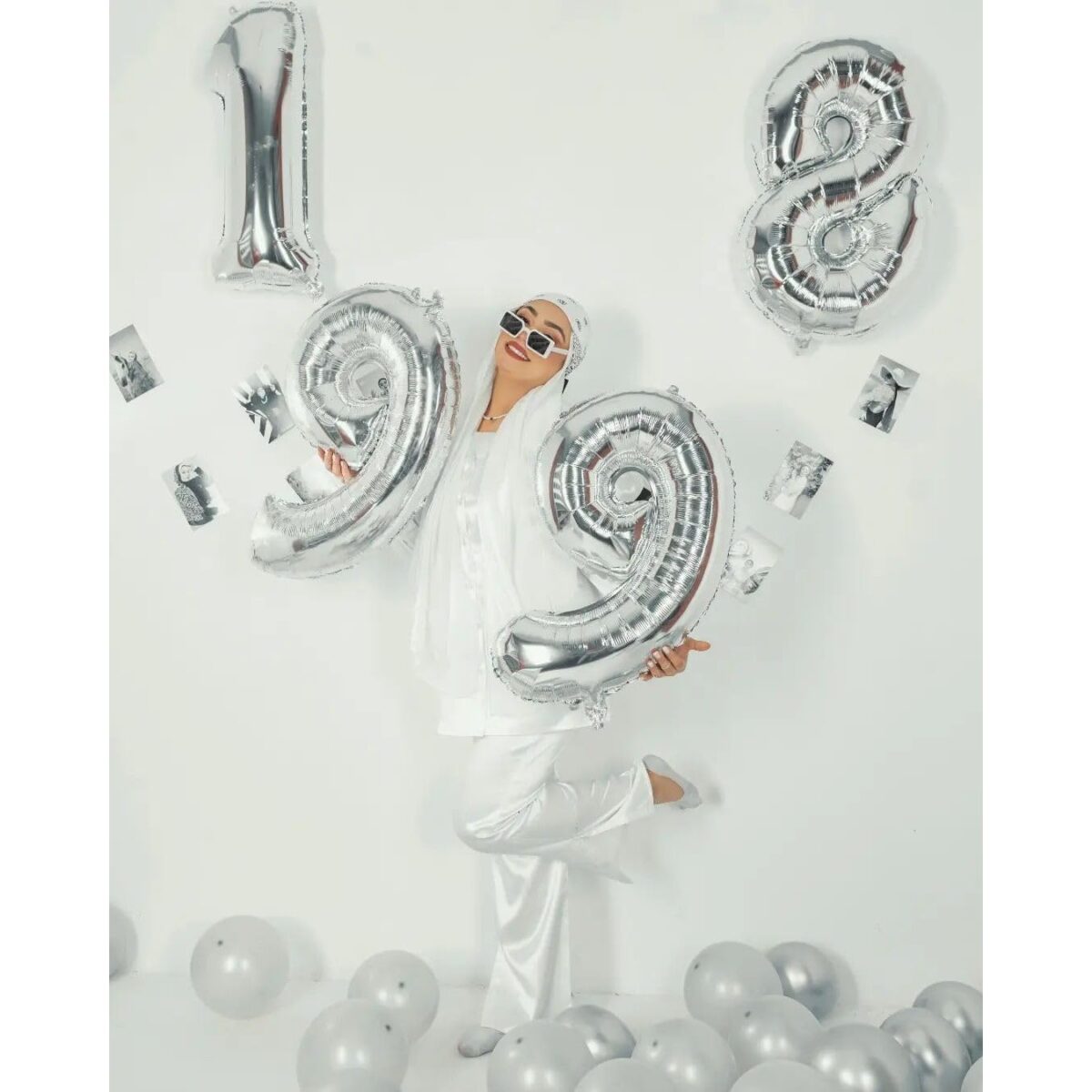 Balon din Folie Metalizata, Embo, Figurina Cifra, Tema Aniversare 80 cm, Ambalaj Individual, Pai inclus, Umflare cu Aer sau Heliu, Argintiu, Cifra 1 - imagine 4