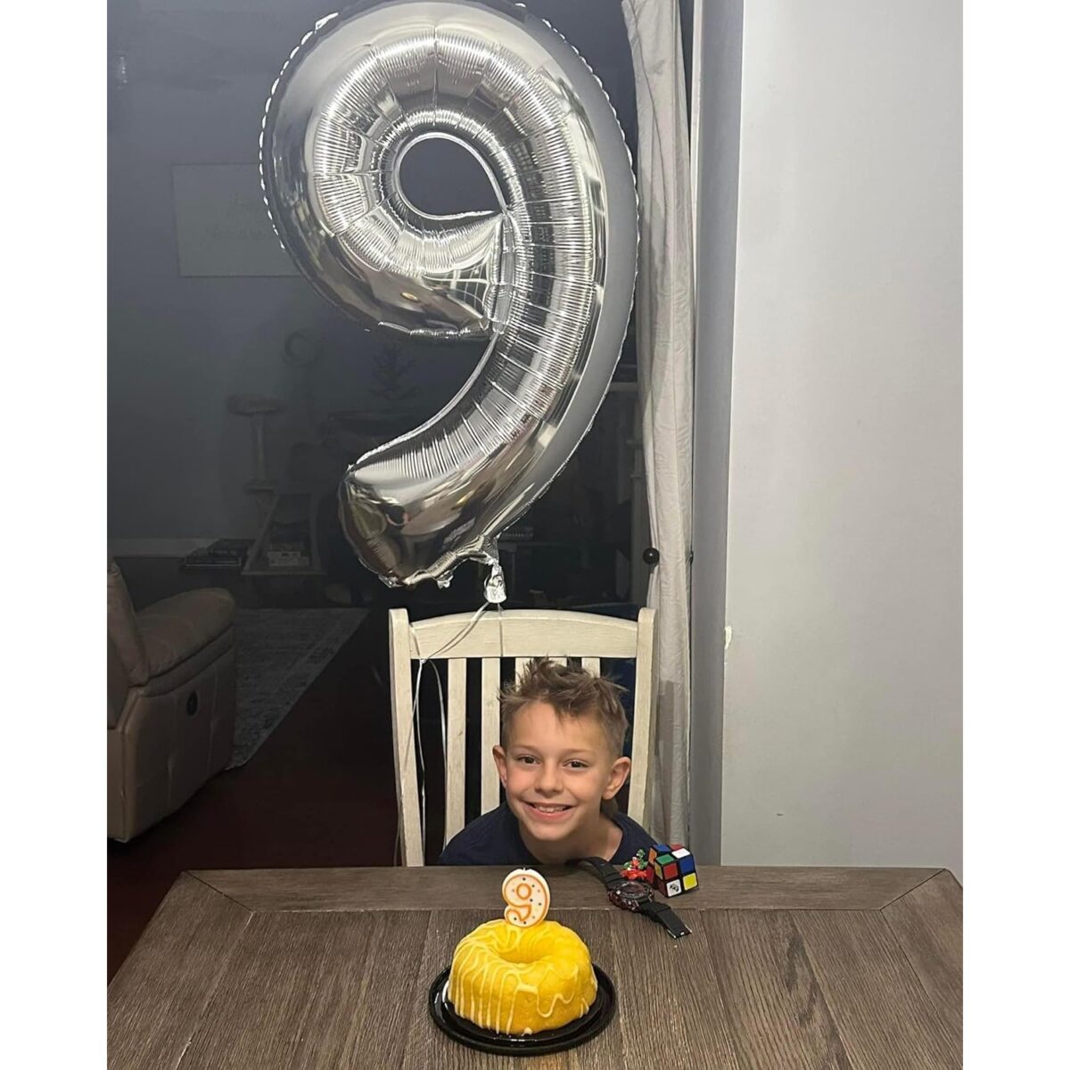 Balon din Folie Metalizata, Embo, Figurina Cifra, Tema Aniversare 80 cm, Ambalaj Individual, Pai inclus, Umflare cu Aer sau Heliu, Argintiu, Cifra 9 - imagine 5