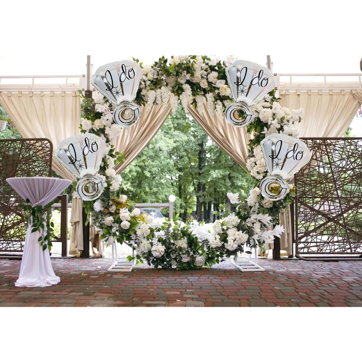 Balon din Folie Metalizata, Embo, Figurina Inel de Logodna, Model Diamant, Tema Nunta, 60 cm, Ambalaj Individual, Pai Inclus, Umflare cu Aer sau Heliu, Alb - imagine 4