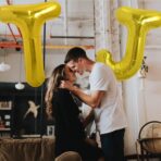 Balon Folie Metalizata Litera T, Embo, 40 cm, Umflati cu Heliu sau Aer, Ambalaj Individual, Pai inclus, Auriu - imagine 2