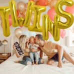 Balon Folie Metalizata Litera W, Embo, 40 cm, Umflati cu Heliu sau Aer, Ambalaj Individual, Pai inclus, Auriu - imagine 2