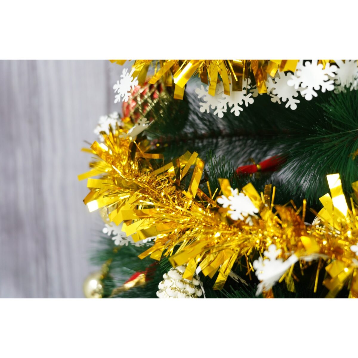 Beteala Craciun, Embo, auriu, marimea:  2 m x 9 cm x 9 cm material:folie PVC, interior/exterior - imagine 4