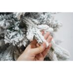 Brad Artificial de Craciun, Embo, 1.8 m inaltime, Verde, Pulverizat complet alb-tip zapada, Interior/ Exterior, Bogat 512 ramuri - imagine 5