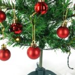 Brad Artificial Impodobit, 60 cm, suport plastic cu instalatie luminoasa 20 LED alb cald + 20 globuri rosii incluse, Embo - imagine 5