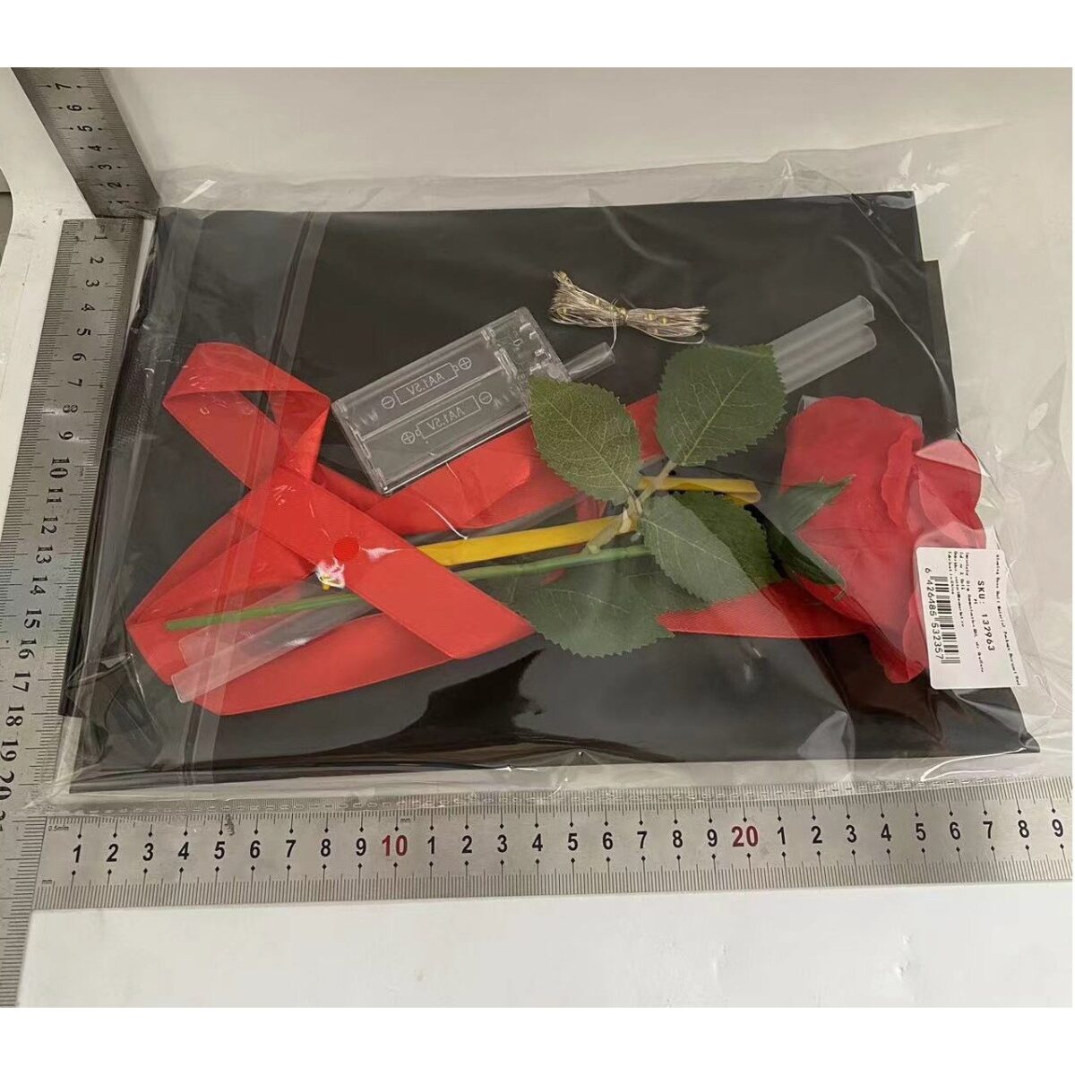 Buchet Decorativ, Embo, Trandafir in Balon cu Lumini Led, Diametru 35 cm, 2 x Baterii AA (neincluse), Rosu/Negru - imagine 9