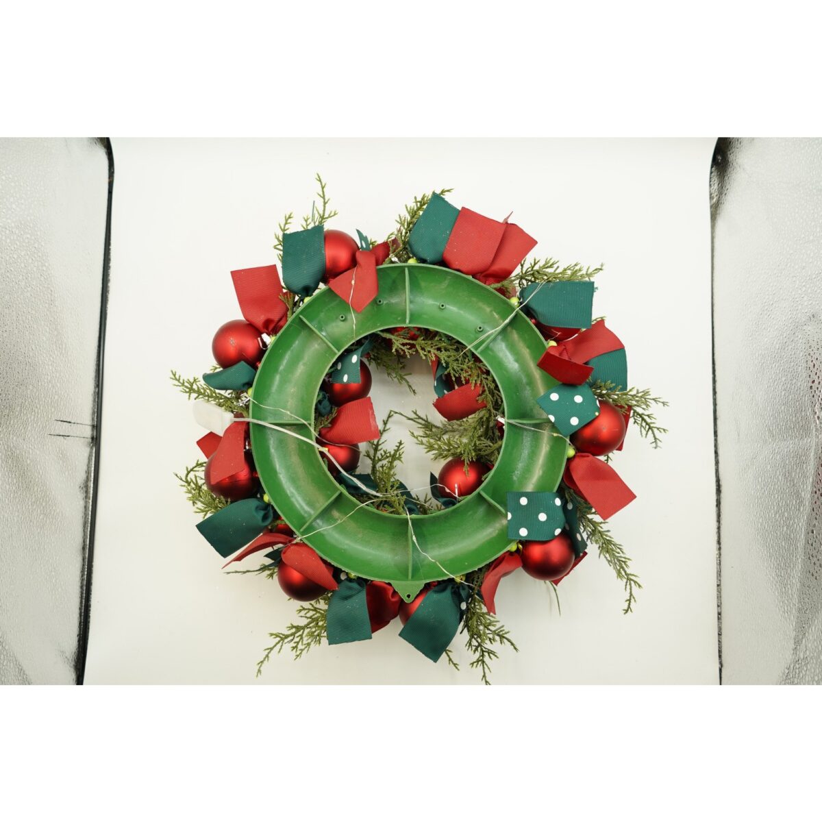 Coronita de Craciun pentru usa, Rosu/Verde, 40 cm, PVC, Artificiala, Decorata, cu LED, Interior/Exterior, Embo - imagine 5