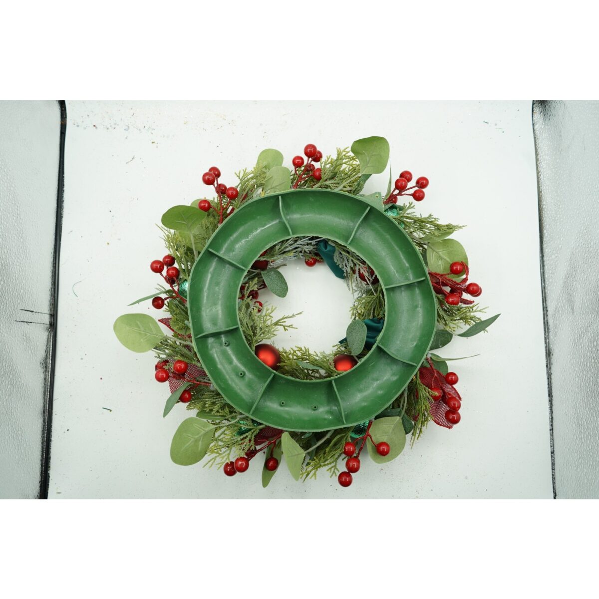Coronita de Craciun pentru usa, Verde/Rosu, 40 cm, PVC, Artificiala, Decorata, Interior/Exterior, Embo - imagine 5