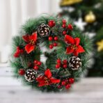 Coronita pentru Craciun Embo, diametru 32 cm, din brad artificial, decorata cu conuri si merisoare, 3 Funde Rosii. Verde/Alb - imagine 2