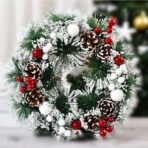 Coronita pentru Craciun Embo, diametru 32 cm, din brad artificial, decorata cu conuri si merisoare, inzapezit. Verde/Alb - imagine 2