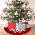 Covoras pentru Bradul de Craciun, Embo, din Tesatura Pufoasa, cu Fundite de Prindere, Model Fulg de Nea, Carouri Rosu/Negru, Diametru 90 cm - imagine 3