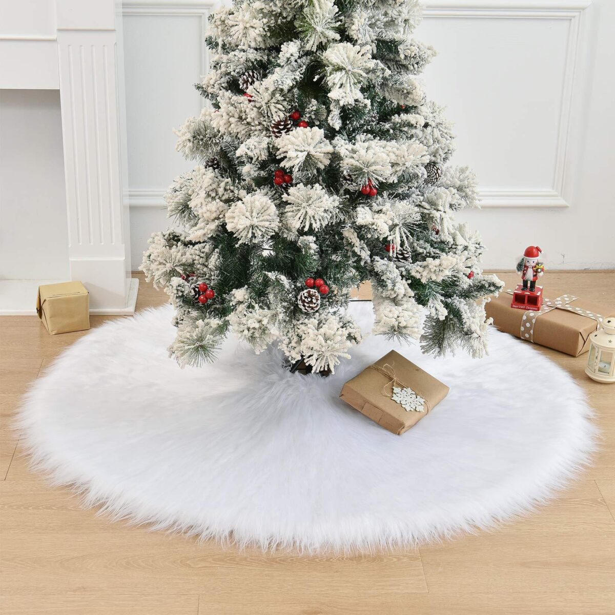 Covor pentru bradul de Craciun White Haipai, diametru 120 cm, blana cu o grosime 2.5 - 3 cm, alb - imagine 9