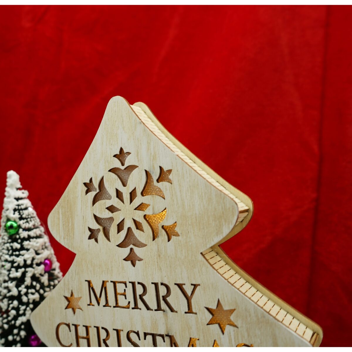 Decoratiune luminoasa, model de  Brad cu inscriptie Marry Christmas, alb, lungime: 19 cm, latime: 3 cm, inaltime: 22 cm, lemn, interior/exterior - imagine 5