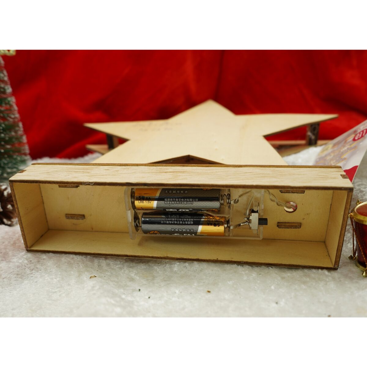 Decoratiune luminoasa, model de Stea cu Brad si inscriptie Marry Christmas, alb, lungime: 19 cm, latime: 5 cm, inaltime: 26 cm, lemn, interior/exterior - imagine 3