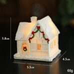 Decoratiune Ornament de Craciun, Embo, Casuta de Craciun din Rasina, Model Casa Mica Iluminata din Interior, 5.8 x 5.5 x 4.5 cm, Alb - imagine 2