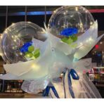 Buchet Decorativ, Embo, Trandafir in Balon cu Lumini Led, Diametru 35 cm, 2 x Baterii AA (neincluse), Albastru/Alb - imagine 5
