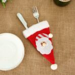 Husa decorativa festiva pentru 3 tacamuri Embo, model caciulita cu Mos Craciun, material textil si poliester, 19 x 10 cm, rosu - imagine 5