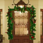 Ghirlanda de Craciun, Embo, din Brad Artificial cu Decoratiuni, cu Baterii, 30 LED-uri, 180 cm, Verde - imagine 7