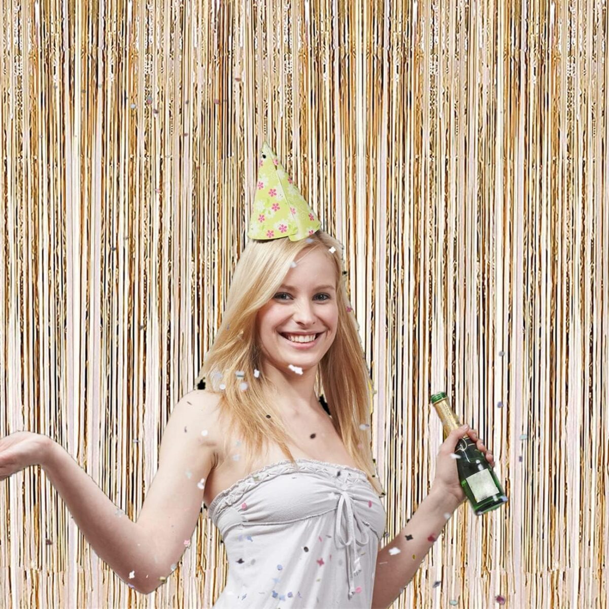 Perdea Franjurata, Embo, Model Decor Petrecere, pentru Fundal de Poze, Amenajare Colorata a Petrecerii, Dimensiune 100x200 cm, Gold Sampanie - imagine 7