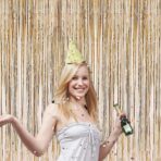 Perdea Franjurata, Embo, Model Decor Petrecere, pentru Fundal de Poze, Amenajare Colorata a Petrecerii, Dimensiune 100x200 cm, Gold Sampanie - imagine 7