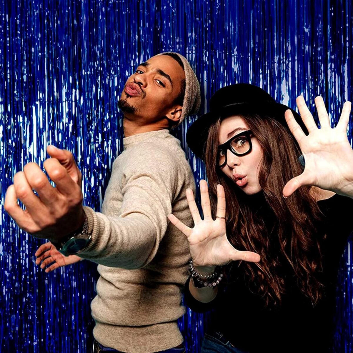 Perdea Franjurata, Embo, Model Decor Petrecere, pentru Fundal de Poze, Amenajare Colorata a Petrecerii, Dimensiune 100x200 cm, Albastru Inchis - imagine 4