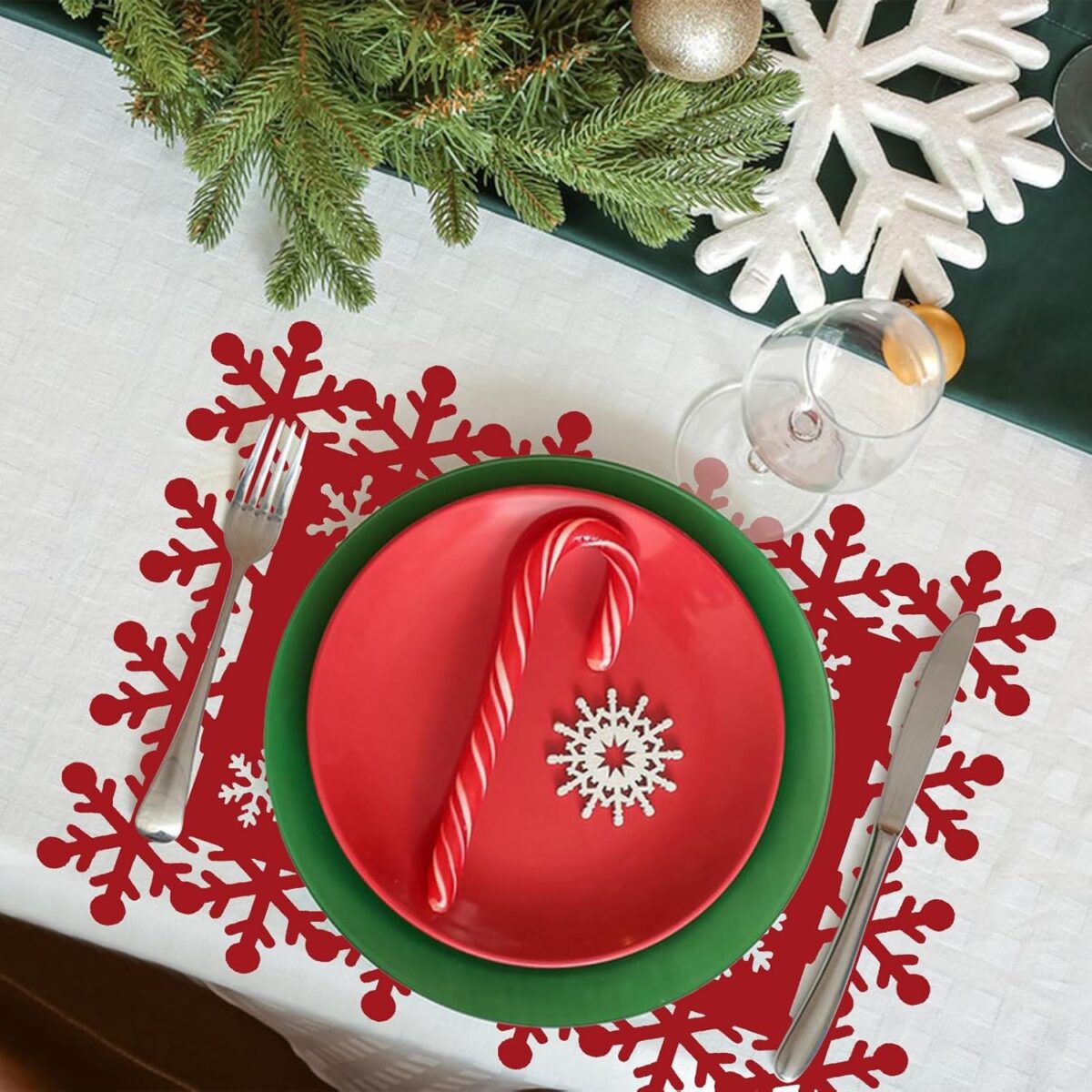Set 12 Servete pentru Masa si Suporturi de Pahare/Tacamuri, Embo, Scris Merry Christmas, 6 Servete 25x35 cm, 6 Suporturi de 10x10 cm, Rosu - imagine 4