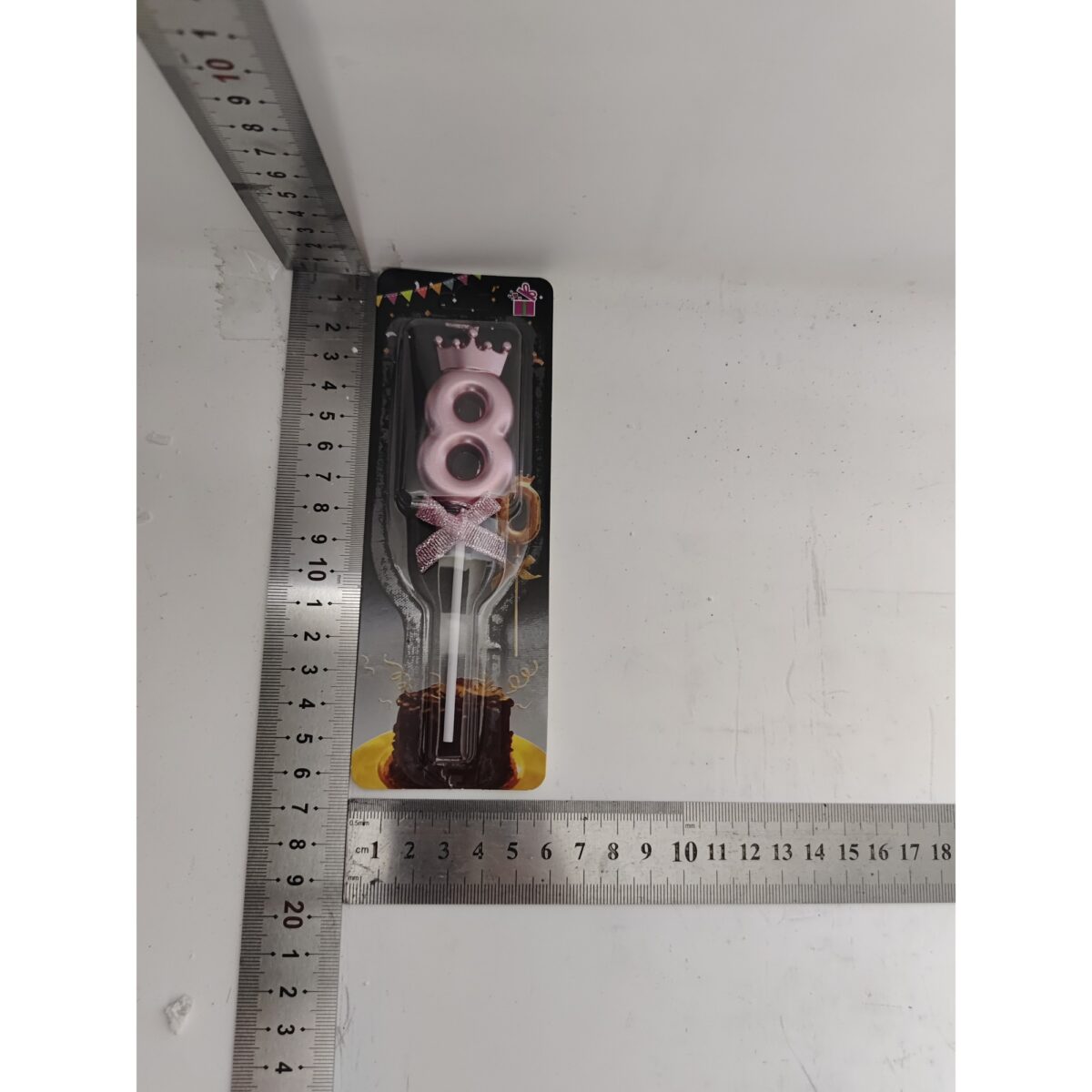 Lumanare Cifra 8, Embo, Model Coroana cu Fundita, Pentru Tort, 6 x 2.5 cm Mov - imagine 6