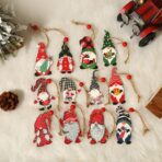 Set 9 Decoratiuni de Craciun din Lemn, Embo, cu Snur pentru Agatare in Brad, Model Mos Craciun Diferite Dimensiuni, 3 Modele, Rosu - imagine 4