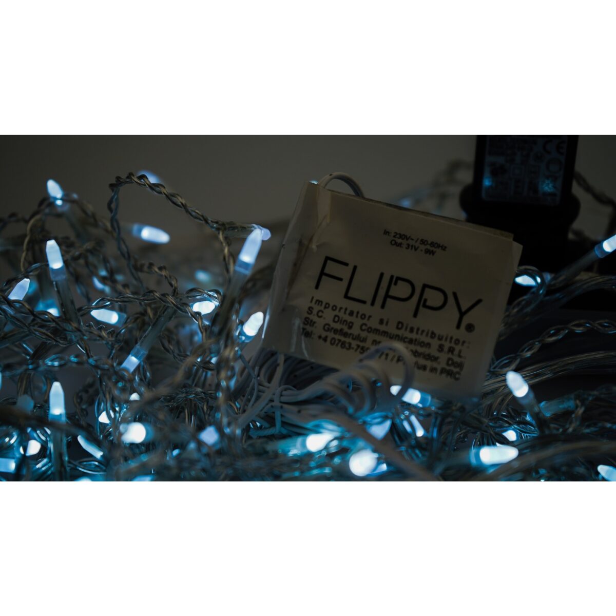 Instalatie Craciun, 40 m, 1144 Led-uri ,Franjuri, Alb rece, Flash, Transformator, Interconectabila, Prelungitor 5 m inclus, Fir Negru, Embo - imagine 2