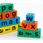 Joc cu Blocuri din Lemn, Embo, Formare Cuvinte, Cartonase cu Obiecte si Animale, Clopotel, Joc pentru 4 Persoane, 3 Ani+, 28x15.5x5 cm, Multicolor - imagine 10