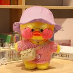 Jucarie de plus Ratusca Lalafanfan Embo, Haine si Accesorii Random, Galben