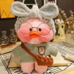 Jucarie de plus Ratusca Lalafanfan Embo, Haine si Accesorii Random, Roz - imagine 4