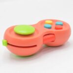 Jucarie Interactiva, Embo, Model Fidget Pad, Antistres, +3 Ani, Functii Multiple, 5.5 x 3.5 x 11 cm, Roz - imagine 3