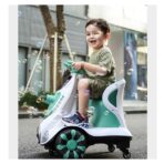 Masinuta electrica cu telecomanda pentru copii, Embo, roti spate rotire 360, curea siguranta, baloane de sapun, lumini si sunete, self control si prin telecomanda, cu pedale de acceleratie si frana, verde - imagine 2