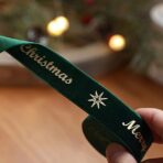 Panglica Decorativa de Craciun, Embo, Panglica din Panza cu aspec de Catifea, Funda Ornament, Model Merry Christmas si Cerbi Aurii, Decor pentru Brad de Craciun, 200 x 2.5 cm, Verde - imagine 3