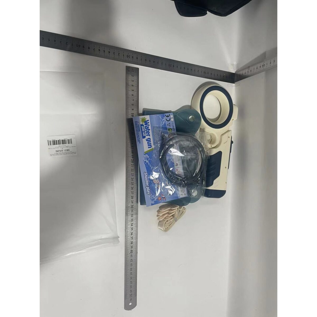 Pistol cu apa pentru copii Embo, rezervor tip ghiozdan, 1500 ml, reglabil, material ABS/silicon, distanta improscare 8 metri, tragaci cu presiune, 12.5 x 28 cm, albastru - imagine 10