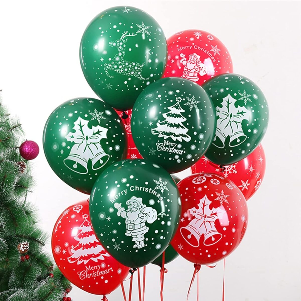 Set 16 Baloane din Latex, Embo, Model Merry Christmas, Tematica Craciun, 25 cm, Verde Rosu - imagine 6
