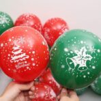 Set 16 Baloane din Latex, Embo, Model Merry Christmas, Tematica Craciun, 25 cm, Verde Rosu - imagine 10