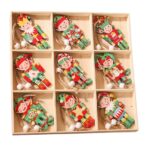 Set 18 Decoratiuni de Craciun din Lemn, Embo, cu Snur pentru Agatare in Brad, Model Elfi, Diferite Dimensiuni, Multicolor