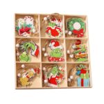 Set 18 Decoratiuni de Craciun din Lemn, Embo, cu Snur pentru Agatare in Brad, Model Grinch, Diferite Dimensiuni, Multicolor