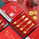 Set 4 Lingurite, Embo, Tema Craciun, din Otel Inoxidabil, 4 Modele Festive, Cutie Cadou, 14 x 14 x 2.5 cm, Auriu - imagine 6