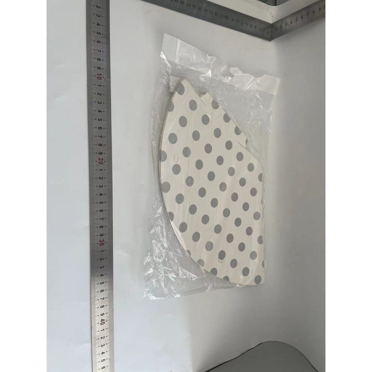 Set 6 Coifuri Metalizate, Embo, pentru Petrecere, Tematica Aniversare, Model Buline, 20 cm, Argintiu - imagine 2